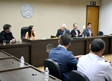 Marcio Nogueira recebe a Medalha “Desembargador Hélio Costa” em solenidade no Fórum da Campanha