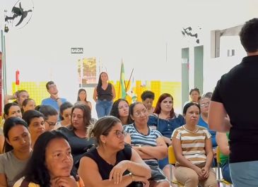 Curso para Cozinheiras e Auxiliares do serviço educacional. 